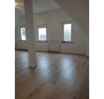 Sanierte 4 Dachgeschosswohnung mit Gartenabteil in Herne - Werdohl Sanierte 4 Dachgeschosswohnung mit Gartenabteil in Herne - Werdohl