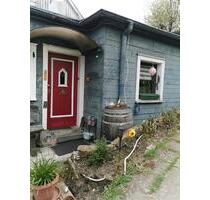 Sonniges Baugrundstück mit Bestandshaus in Solingen