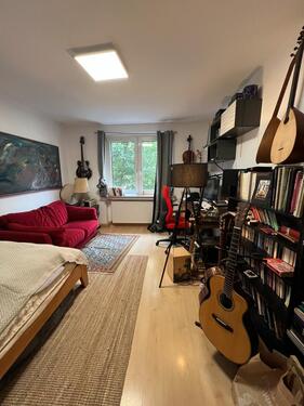 Foto - 2-Zimmer-Wohnung mit Einbauküche in zentraler Lage