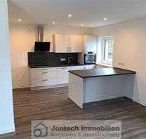sehr moderne 3-Zi-Wohnung mit Balkon inkl. EBK in Schkopau zu vermieten