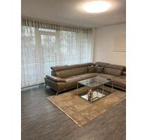 Helle, modernisierte 3-Zimmer-Wohnung in ruhiger Lage mit Aufzug - Wiesbaden Biebrich