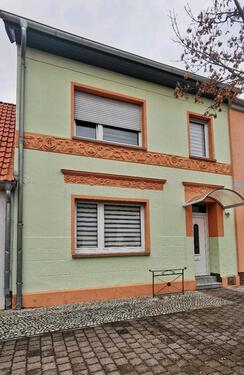 Foto - Reihenmittelhaus zu verkaufen - 125.000,00&nbsp;EUR Kaufpreis, ca.&nbsp; 95,00&nbsp;m&sup2;