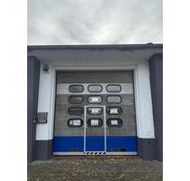 Halle - Zentral in Würzburg - im eingezäunten Grundstück