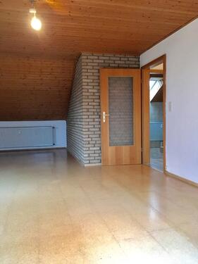 Foto - Dachgeschosswohnung - 139.000,00&nbsp;EUR Kaufpreis, ca.&nbsp; 70,00&nbsp;m&sup2;