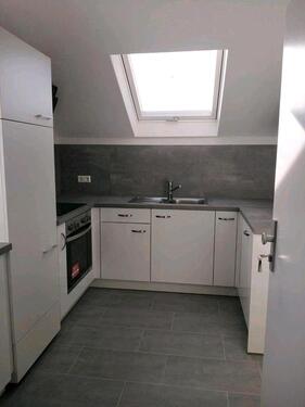 Foto - 2 Zimmer Dachgeschoss Wohnung - 600,00&nbsp;EUR Kaltmiete, ca.&nbsp; 50,00&nbsp;m&sup2;