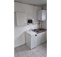 Kleines Apartment in Heilbronn - 650,00&nbsp;EUR Kaltmiete, ca.&nbsp; 35,00&nbsp;m&sup2; in Heilbronn (PLZ: 74072)