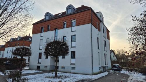 Foto - Großzügige 3-Zimmer-Etagen-Wohnung mit Balkon mit Blick ins Grüne