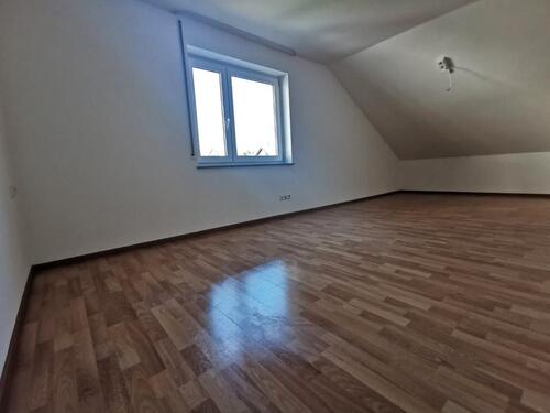 Foto - Dachgeschoßwohnung in Nürtingen zur Miete