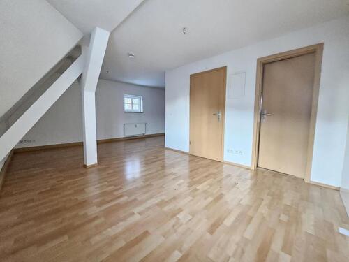 Foto - 1 Zimmer Dachgeschoßwohnung zur Miete in Altenburg