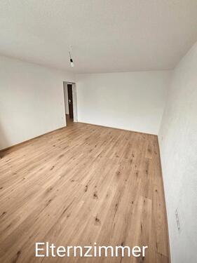Foto - Exklusive 4-Zimmer-Wohnung - 2.400,00&nbsp;EUR Kaltmiete, ca.&nbsp; 99,00&nbsp;m&sup2;
