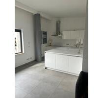 Schöne große Wohnung - 1.970,00 EUR Kaltmiete, in Köln (PLZ: 51107) Kalk