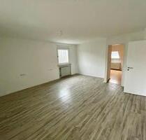 Wohnung OG mit besonderer Ausstattung Loggia Erstbezug renoviert - Bayreuth Meyernberg