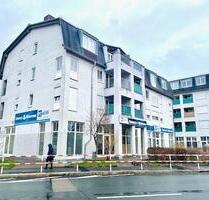 Attraktive 3-Zimmer-Dachgeschosswohnung mit Balkon, Einbauküche & Tiefgaragenstellplatz in zentraler Lage von Freital