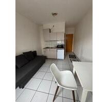 Möblierte Einzimmerwohnung in Köln Mühlheim Möblierte Einzimmerwohnung in Köln Mühlheim
