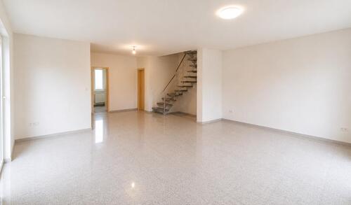 Foto - 7 Zimmer Doppelhaushälfte in Steinwenden