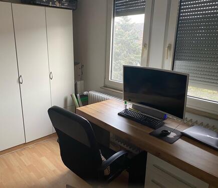 Foto - Helles Zimmer in 4er WG - 430,00 EUR Kaltmiete,