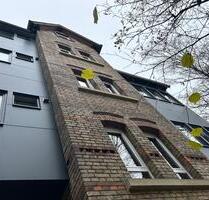 3-Zimmer-Hochparterrewohnung für Altbauliebhaber - Stuttgart Bad Cannstatt