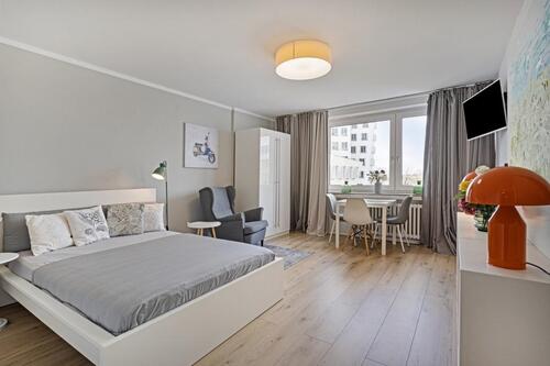 Foto - Moderne möblierte 1-Zimmer-Wohnung mit Rheinblick am Hafen