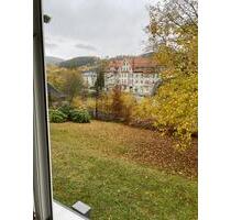 2-Raum-Wohnung EG ohne Treppe mit Blick auf Rathaus - Olbernhau