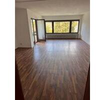 Schöne 5 Zimmerwohnung - 950,00&nbsp;EUR Kaltmiete, ca.&nbsp; 109,00&nbsp;m&sup2; in Karlstadt (PLZ: 97753)
