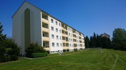 Foto - 3-Raum-Wohnung mit Balkon im 2.Obergeschoss sowie Kfz-Stellplatz für der Haustür in 09619 Sayda