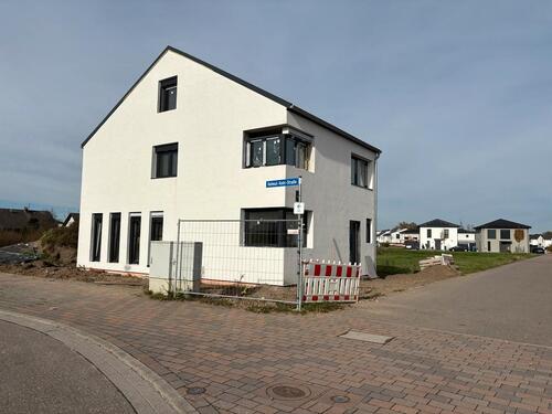 Foto - 5 Zimmer Doppelhaushälfte zum Kaufen in Philippsburg