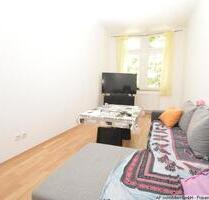 RHEINGAUVIERTEL - Altbaucharme im ruhigen Hinterhaus: 2 Zimmer, Küche, Bad - Wiesbaden Südost