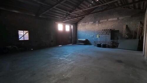 Foto - Halle zu vermieten - 450,00 EUR Miete,