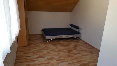 Foto - 1 Zimmer Dachgeschoßwohnung zur Miete in Eislingen (Fils)