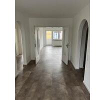 Moderne Wohnung - 750,00&nbsp;EUR Kaltmiete, ca.&nbsp; 82,00&nbsp;m&sup2; in Weiden in der Oberpfalz (PLZ: 92637)