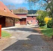 Dreiseitenhof, Resthof, Hofstelle, Pferdehof - Edertal