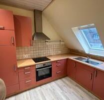 Geräumige 2-Zimmer-DG-Wohnung mit EBK in Hohenlockstedt
