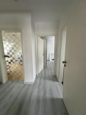 Foto - Renovierte + Möblierte Dachgeschosswohnung