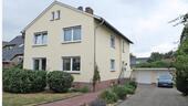 Foto - Moderne 3-Zimmer-Wohnung mit hochwertiger Küche und Garten