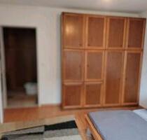 WG - Ein zimmer miete - 460,00&nbsp;EUR Kaltmiete, ca.&nbsp; 18,00&nbsp;m&sup2; in Ebersbach an der Fils (PLZ: 73061)