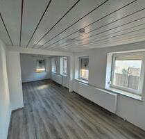 6-Zimmer-Wohnung mit Garten zu vermieten - Ichenhausen