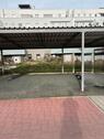 Foto - Überdachter Parkplatz im Freien zu vermieten