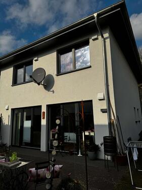 Foto - DHH provisionsfrei von Privat - 447.500,00&nbsp;EUR Kaufpreis, ca.&nbsp; 130,00&nbsp;m&sup2;
