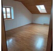 4-Zimmer-Wohnung zu vermieten - 1.250,00&nbsp;EUR Kaltmiete, ca.&nbsp; 100,00&nbsp;m&sup2; in Tuntenhausen (PLZ: 83104)