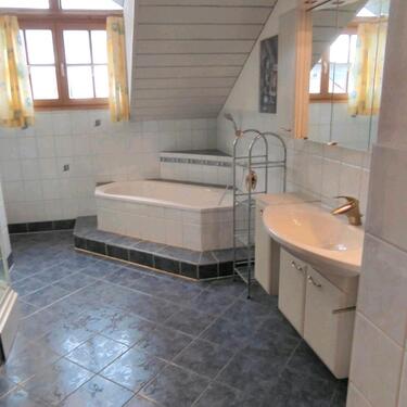 Foto - Dachgeschoßwohnung in Tuntenhausen zur Miete