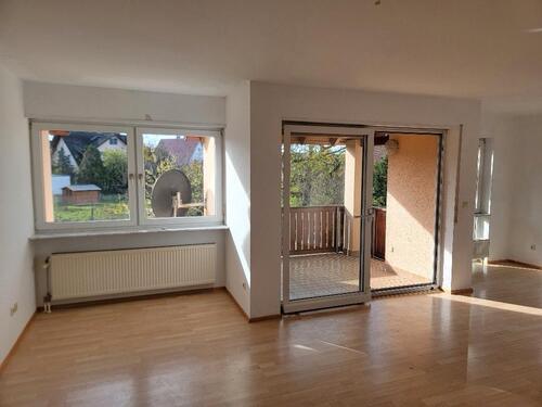 Foto - Modernisierte 3-Zimmer-Wohnung mit Balkon und Top-Lage