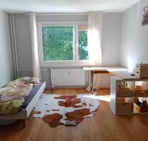 WG Zimmer Freiburg im Breisgau - 750,00&nbsp;EUR Kaltmiete, ca.&nbsp; 20,00&nbsp;m&sup2; in Steinach (PLZ: 77790)