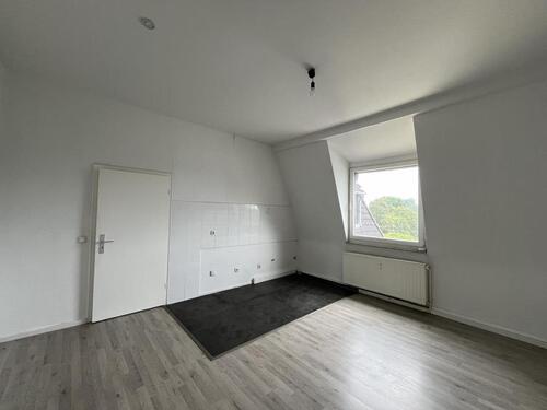 Foto - **helle gemütliche Dachgeschoss mit großer Wohnküche**