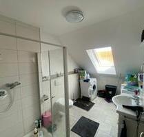 Helle schöne DG- Wg in Langquaid ab 01.06 zu vermieten Neubau