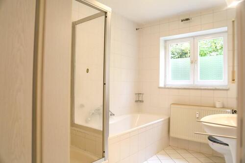 Foto - 5 Zimmer Erdgeschoßwohnung zur Miete in Hof