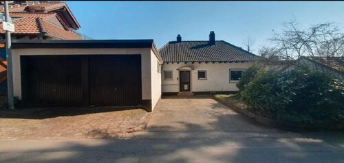 Foto - Einfamilienhaus m. Einlieger Whg u. großem Grundstück ruhige Lage