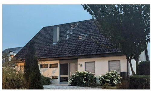 Foto - Gepflegtes Zweifamilienhaus 