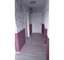 3ZKB in Waltershausen - 390,00&nbsp;EUR Kaltmiete, ca.&nbsp; 60,00&nbsp;m&sup2; in Waltershausen (PLZ: 99880)