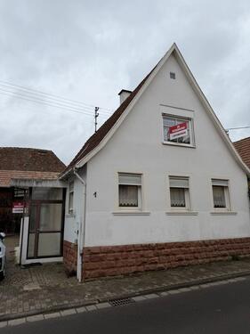 Foto - Provisionsfrei! Charmantes EFH mit Scheune in Essingen (Pfalz)