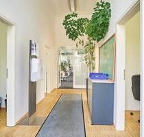 Bürofläche mit Charme: Parkettboden-Highlight im 3.OG - Essen Stadtbezirk III